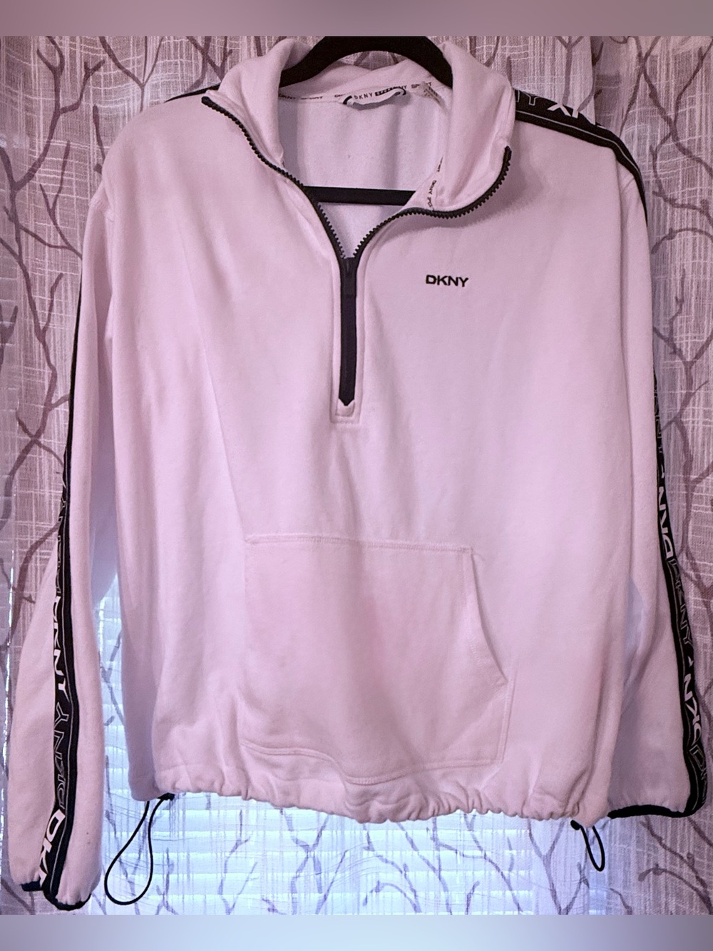 DKNY White Quarter-Zip Pullover Sweatshirt